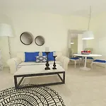 Living 4* مدينة سكياثوس