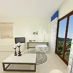 شقة فندقية Living 4*