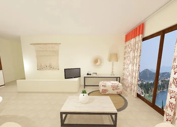 Living 4* Città di Skiathos