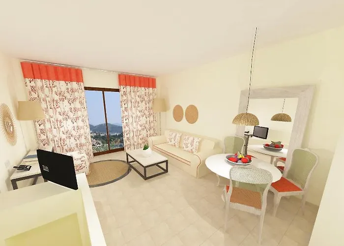 Apart-hotel Living 4*